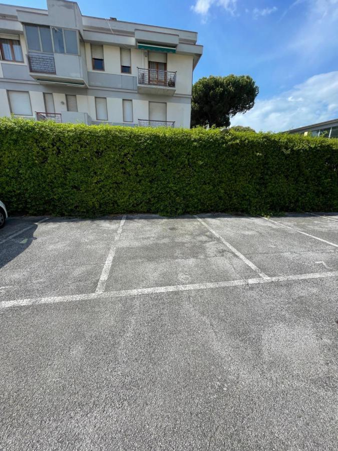 Viareggio Sabbia Bianca Appartement Buitenkant foto